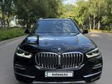 BMW X5 2020 года за 30 000 000 тг. в Алматы – фото 2