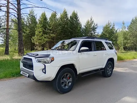Toyota 4Runner 2021 года за 22 300 000 тг. в Актау