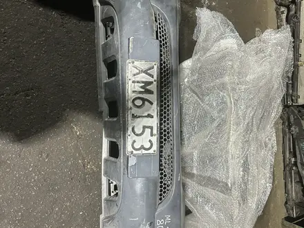 W163 ML320 передний бампер за 80 000 тг. в Алматы