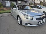 Chevrolet Cruze 2011 года за 3 500 000 тг. в Астана – фото 3