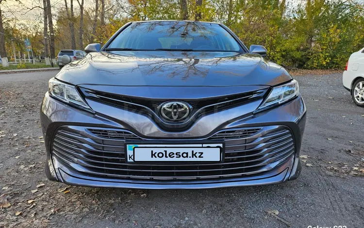 Toyota Camry 2019 года за 11 000 000 тг. в Караганда