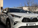 Toyota Highlander 2022 года за 28 000 000 тг. в Шымкент – фото 2