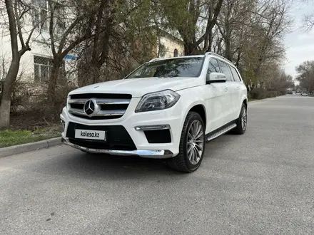 Mercedes-Benz GL 450 2015 года за 23 500 000 тг. в Шымкент