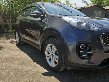 Kia Sportage 2019 года за 9 300 000 тг. в Петропавловск – фото 2