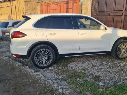 Porsche Cayenne 2012 года за 21 500 000 тг. в Шымкент – фото 8