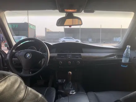 BMW 530 2004 года за 5 800 000 тг. в Алматы – фото 4