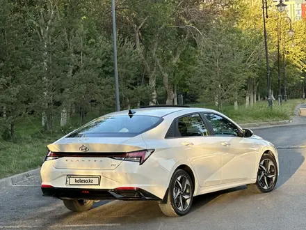 Hyundai Elantra 2021 года за 11 500 000 тг. в Шымкент – фото 13