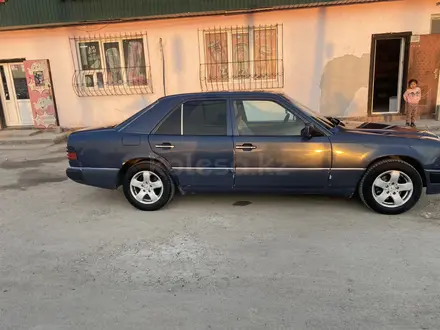 Mercedes-Benz E 230 1991 года за 1 100 000 тг. в Алматы – фото 3