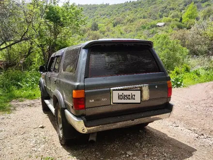 Toyota Hilux Surf 1995 года за 2 400 000 тг. в Алматы – фото 3