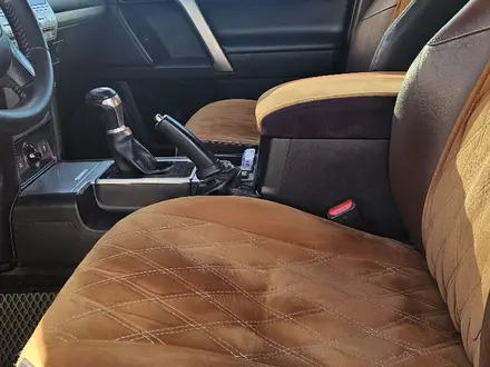 Toyota Land Cruiser Prado 2018 года за 22 000 000 тг. в Астана – фото 11