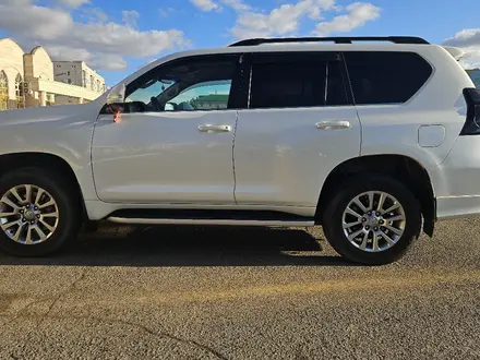 Toyota Land Cruiser Prado 2018 года за 22 000 000 тг. в Астана – фото 3