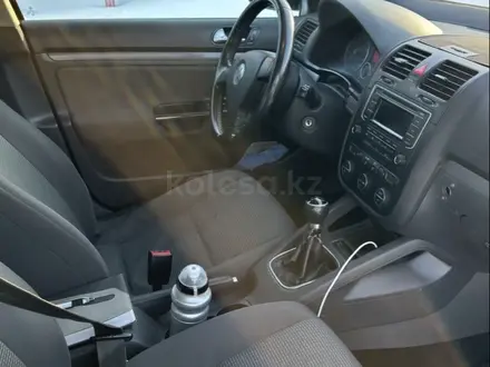 Volkswagen Golf 2009 года за 2 800 000 тг. в Астана – фото 5