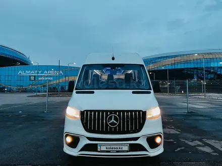 Mercedes-Benz Sprinter 2018 годаүшін30 000 000 тг. в Алматы