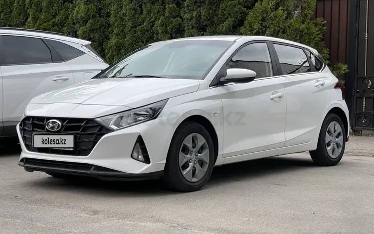 Hyundai i20 2023 года за 6 800 000 тг. в Алматы