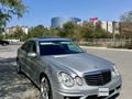 Mercedes-Benz E 320 2003 годаүшін4 500 000 тг. в Актау – фото 2