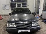 Mercedes-Benz E 260 1991 года за 1 150 000 тг. в Астана