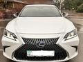 Lexus ES 300h 2021 годаүшін31 500 000 тг. в Алматы – фото 3