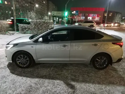 Hyundai Accent 2022 года за 8 300 000 тг. в Павлодар – фото 2