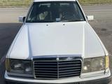 Mercedes-Benz E 250 1993 годаүшін2 500 000 тг. в Астана – фото 3