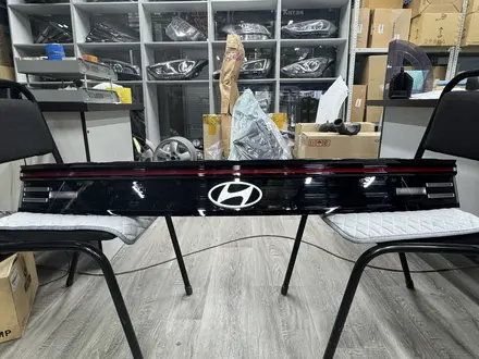 Фонарь крышки багажника Hyundai Sonata 2024-2025 за 199 000 тг. в Алматы