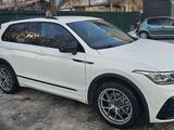 Volkswagen Tiguan 2021 года за 19 000 000 тг. в Астана – фото 3