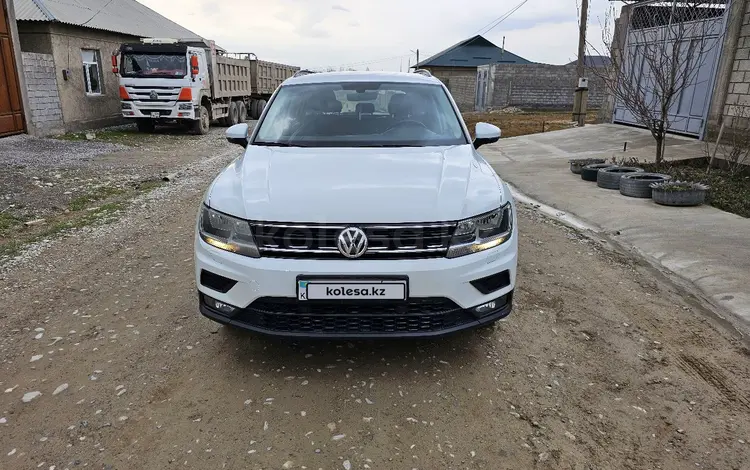 Volkswagen Tiguan 2017 года за 10 000 000 тг. в Шымкент