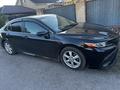 Toyota Camry 2018 года за 11 200 000 тг. в Караганда