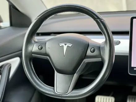 Tesla Model 3 2018 года за 13 700 000 тг. в Алматы – фото 14