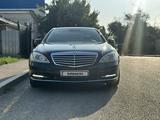 Mercedes-Benz S 350 2009 годаfor9 800 000 тг. в Алматы