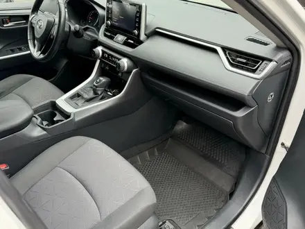 Toyota RAV4 2021 года за 16 000 000 тг. в Алматы – фото 6