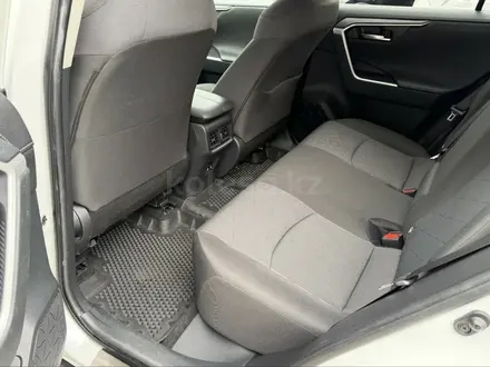 Toyota RAV4 2021 года за 16 000 000 тг. в Алматы – фото 8