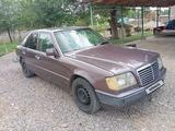 Mercedes-Benz E 220 1992 годаfor1 650 000 тг. в Тараз – фото 3