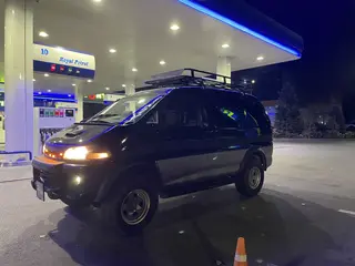 Mitsubishi Delica