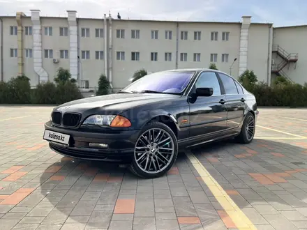 BMW 330 2000 года за 4 200 000 тг. в Алматы