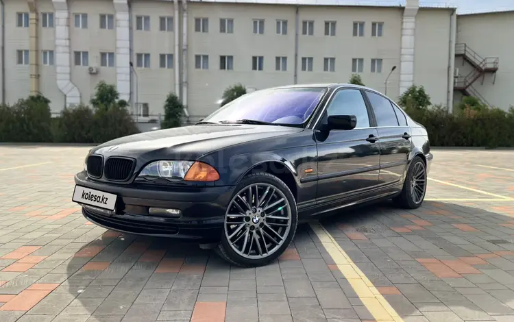 BMW 330 2000 года за 4 200 000 тг. в Алматы