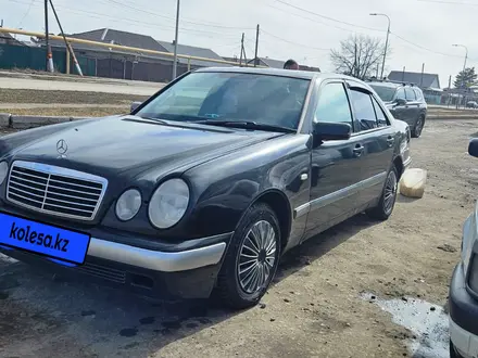 Mercedes-Benz E 200 1996 года за 2 800 000 тг. в Рудный – фото 8