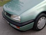 Volkswagen Golf 1993 годаүшін2 500 000 тг. в Алматы – фото 2