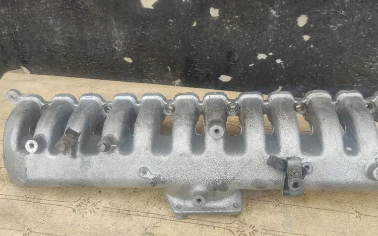 Впускной коллектор 4.2 disel 1hdt за 30 000 тг. в Алматы