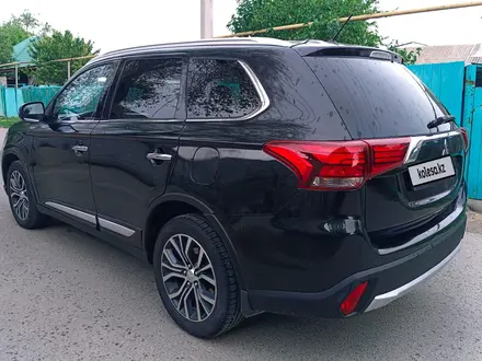 Mitsubishi Outlander 2015 года за 8 500 000 тг. в Алматы – фото 6