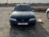 Opel Vectra 1998 года за 1 500 000 тг. в Атырау – фото 2