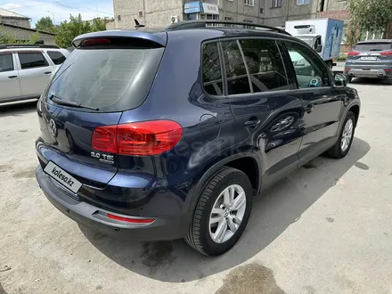 Volkswagen Tiguan 2015 годаүшін8 200 000 тг. в Семей – фото 4