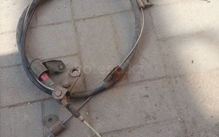 Тросик ручника на тойота ленд крузер прадо 90 за 6 000 тг. в Алматы