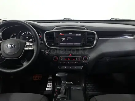 Kia Sorento 2018 года за 9 990 000 тг. в Астана – фото 14