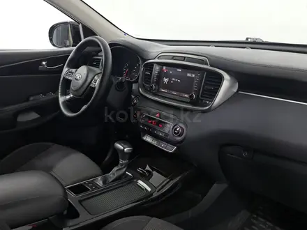 Kia Sorento 2018 года за 9 990 000 тг. в Астана – фото 15