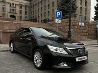 Toyota Camry 2014 годаүшін9 900 000 тг. в Алматы