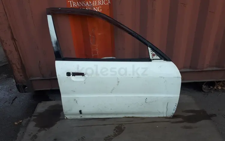 На MITSUBISHI LANCER, MIRAGE, COLT ДВЕРЬ правая за 15 000 тг. в Алматы