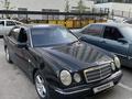 Mercedes-Benz E 280 1996 года за 1 400 000 тг. в Астана