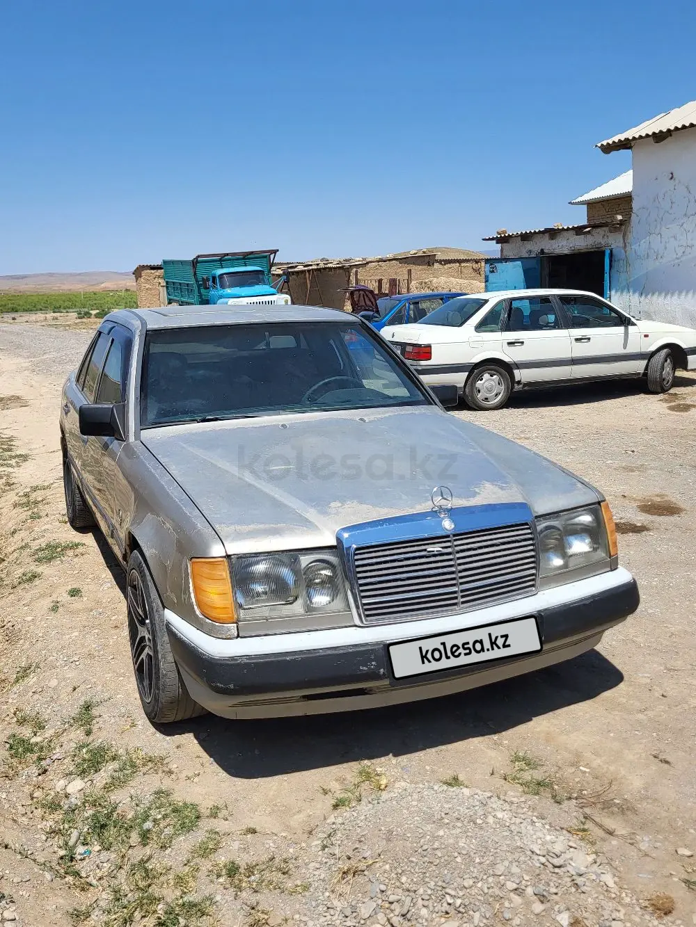 Mercedes-Benz E-Class, 1988
