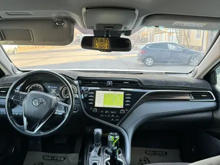 Toyota Camry 2018 года за 16 800 000 тг. в Кызылорда – фото 13