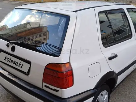 Volkswagen Golf 1995 года за 1 500 000 тг. в Шымкент – фото 4